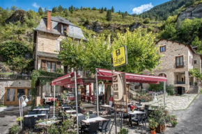 Гостиница Auberge de la Cascade  Сент-Эними